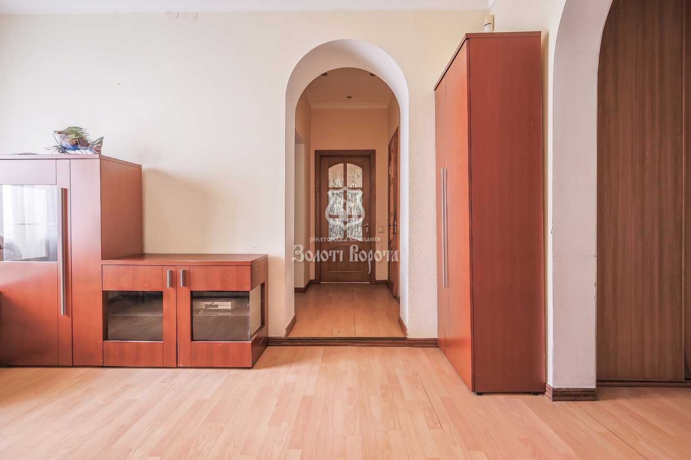 Продаж 2-кімнатної квартири 48.5 м², Академіка Грекова вул., 5