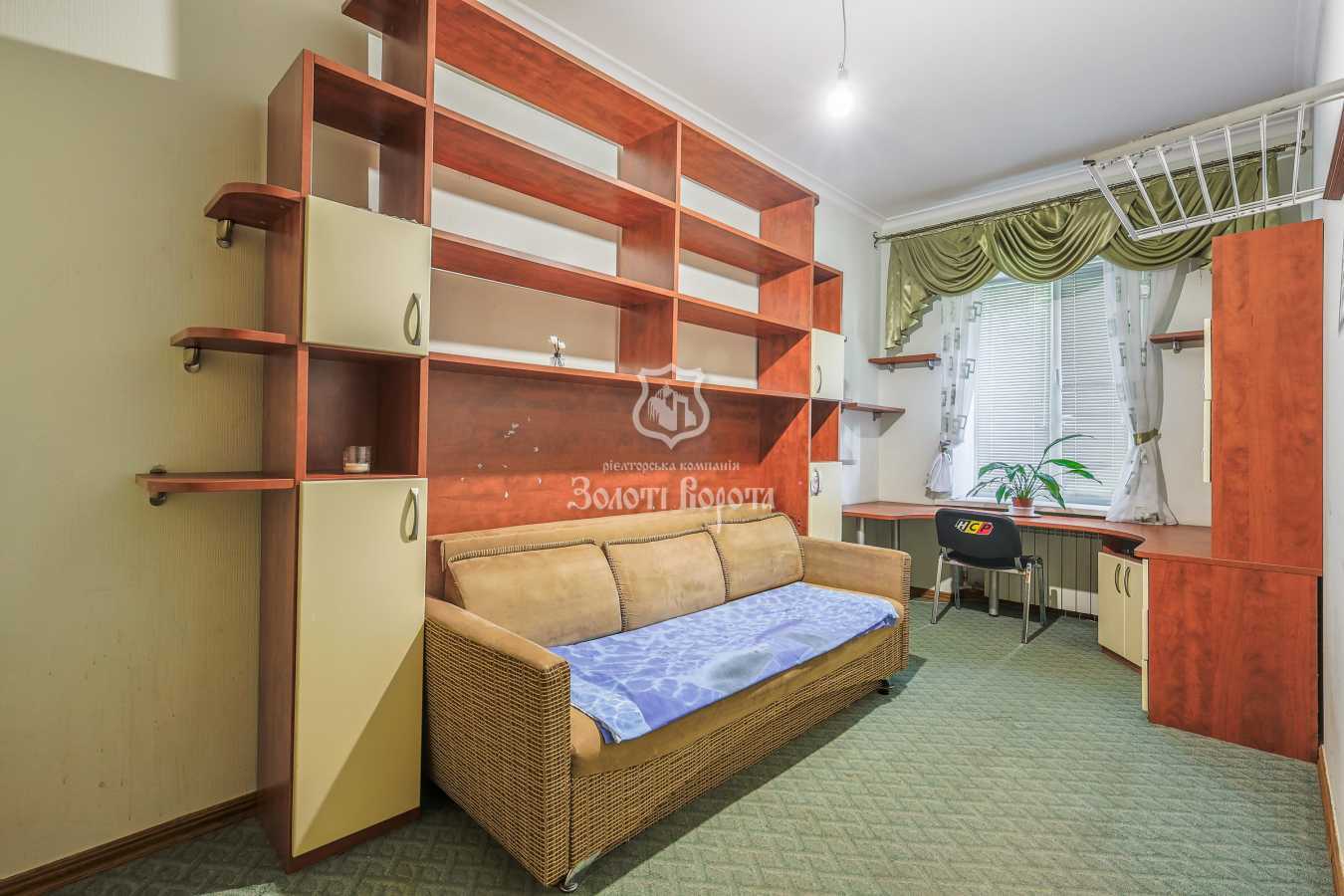 Продаж 2-кімнатної квартири 48.5 м², Академіка Грекова вул., 5