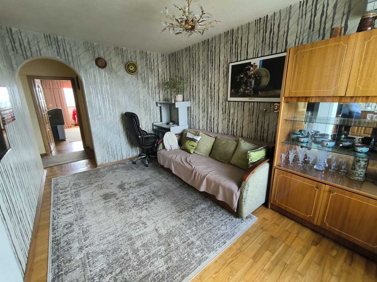 Продажа 3-комнатной квартиры 69 м², Ивана Миколайчука ул., 17