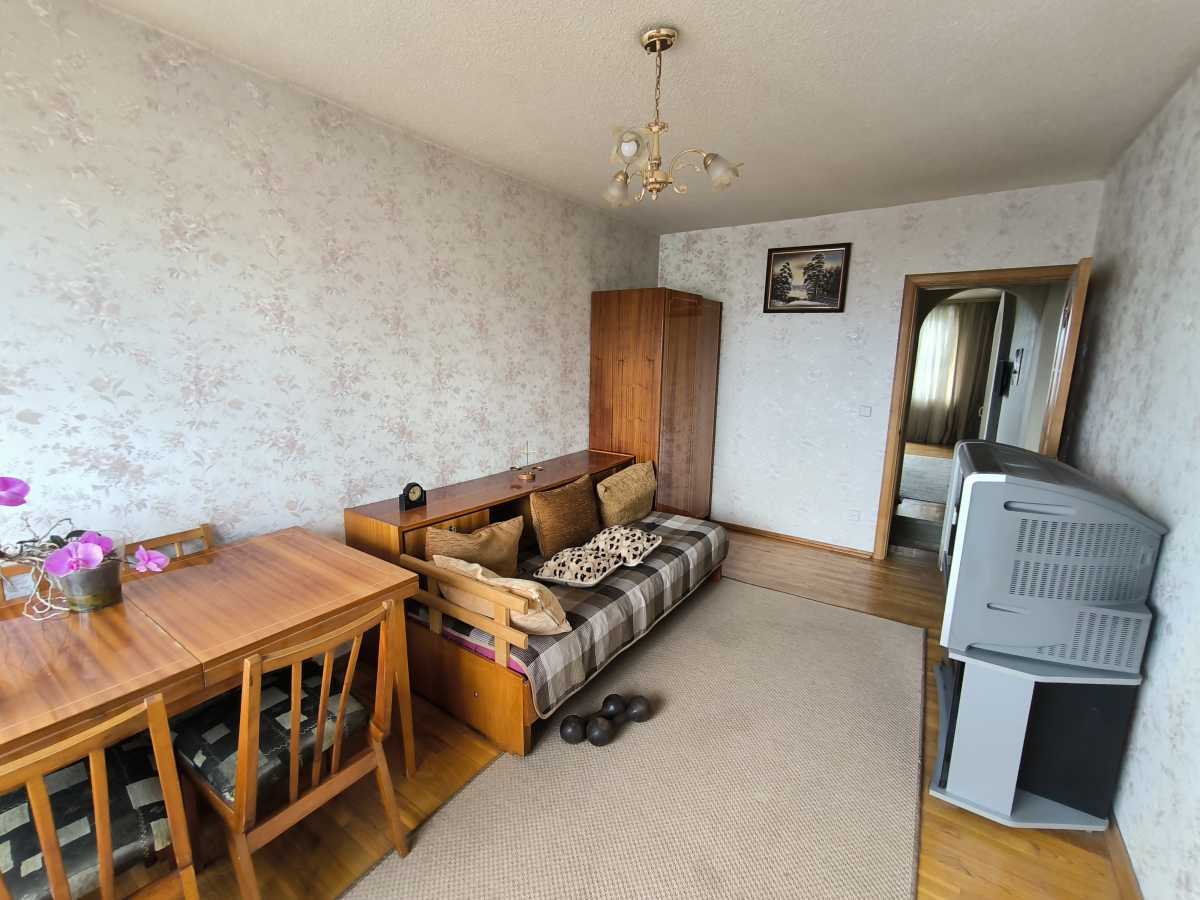 Продажа 3-комнатной квартиры 69 м², Ивана Миколайчука ул., 17