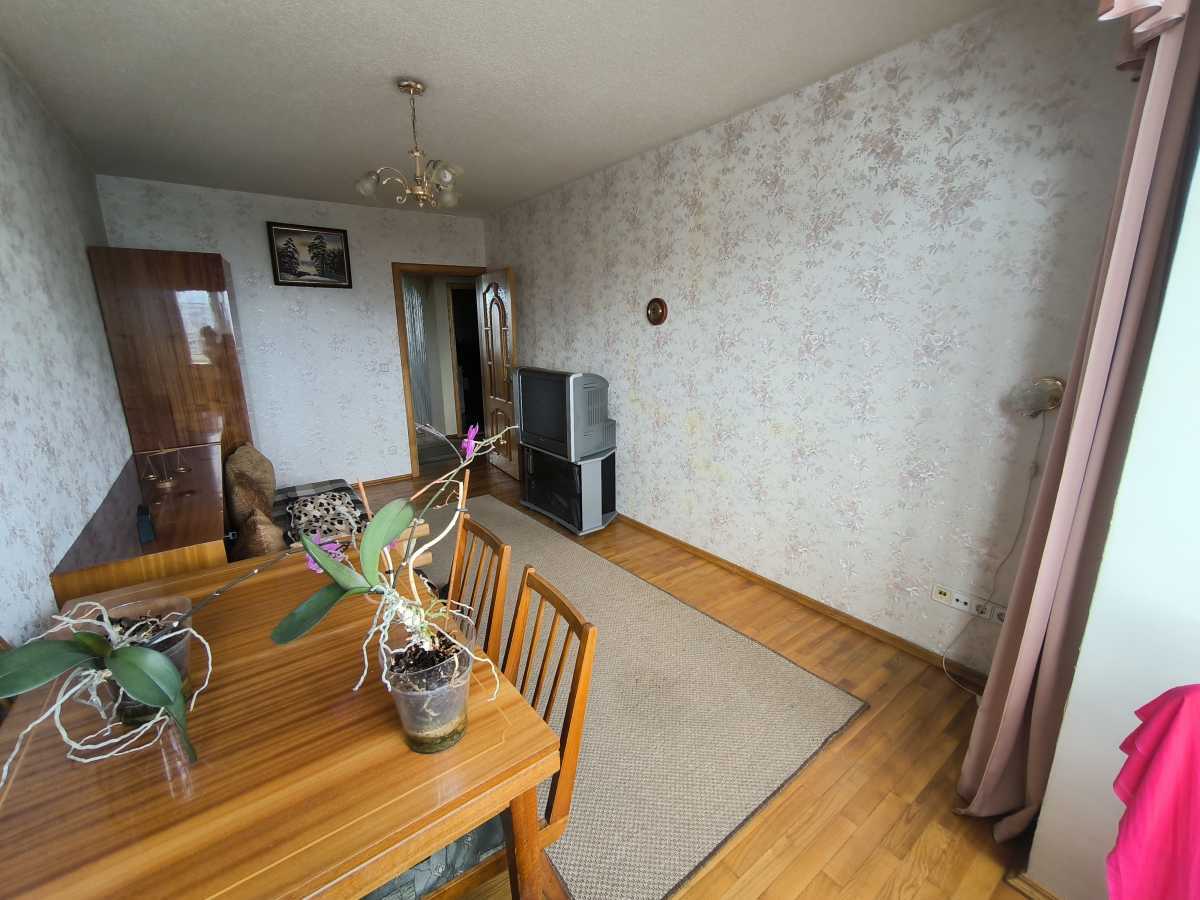 Продажа 3-комнатной квартиры 69 м², Ивана Миколайчука ул., 17