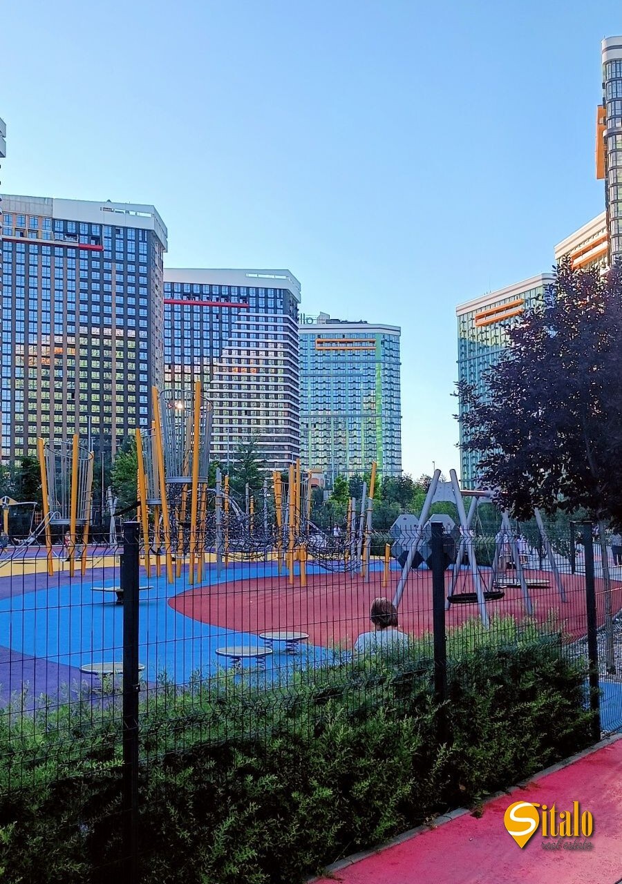Продаж 2-кімнатної квартири 75 м², Дніпровська наб., 9