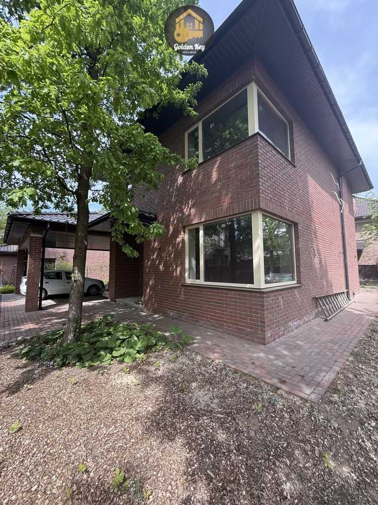 Продажа коттеджа 250 м², Липова