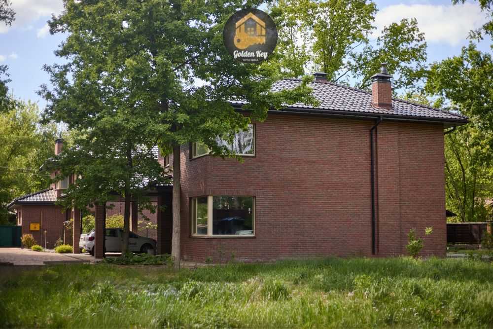 Продажа коттеджа 250 м², Липова