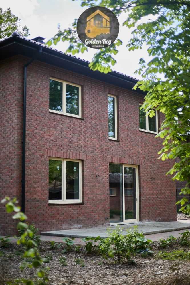 Продажа коттеджа 250 м², Липова