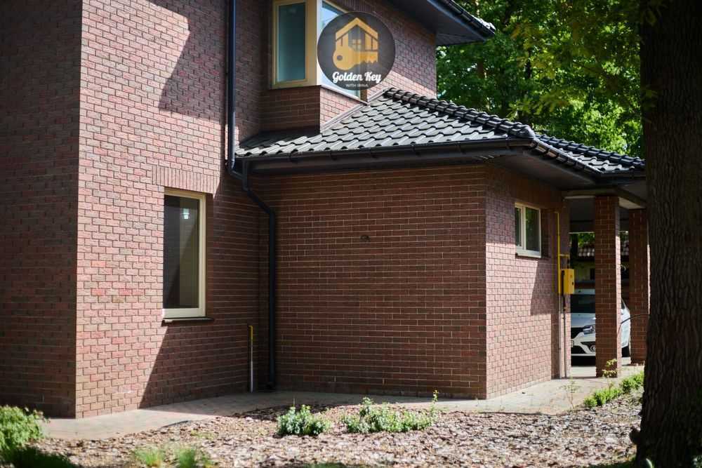 Продажа коттеджа 250 м², Липова