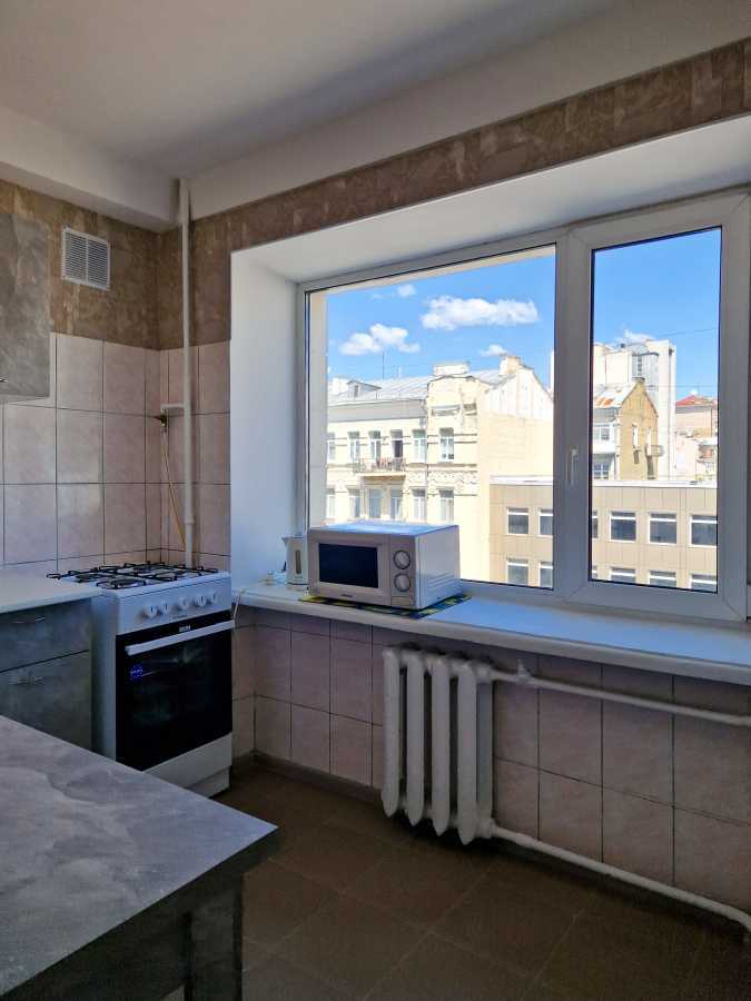 Оренда 2-кімнатної квартири 56 м², Велика Васильківська вул., 45