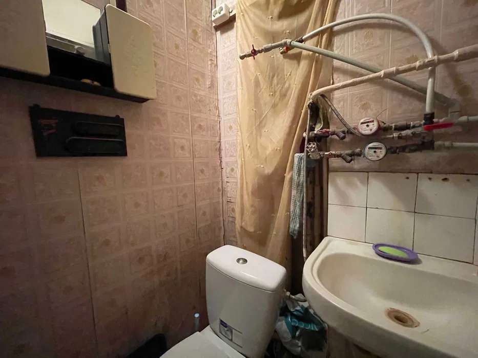 Продаж 2-кімнатної квартири 46 м², Будівельників вул., 12