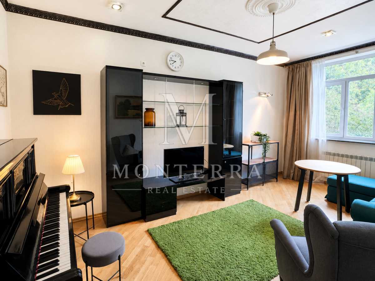 Продаж 3-кімнатної квартири 74.3 м², Арсенальна вул., 15