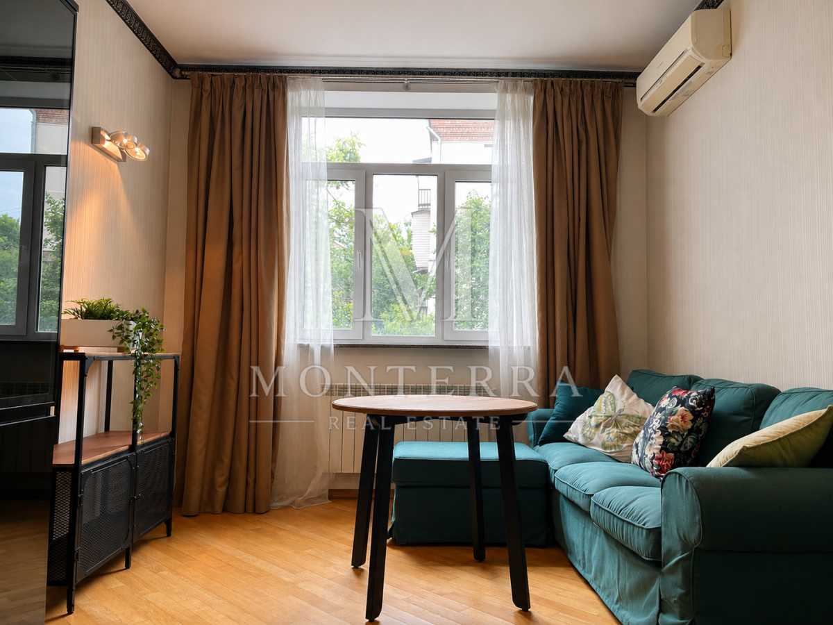 Продаж 3-кімнатної квартири 74.3 м², Арсенальна вул., 15