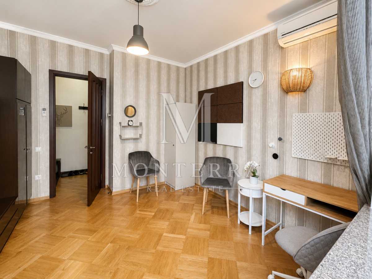 Продаж 3-кімнатної квартири 74.3 м², Арсенальна вул., 15