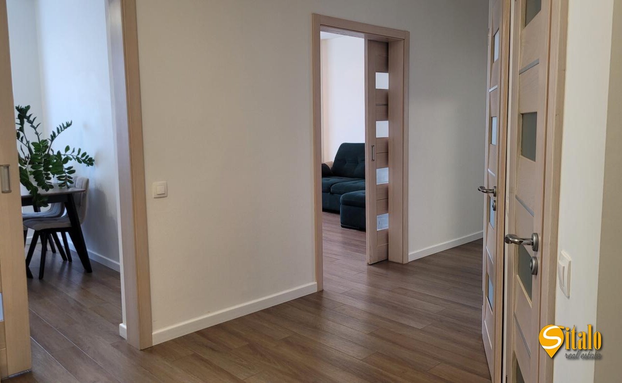 Продаж 3-кімнатної квартири 87 м², Дніпровська наб., 26