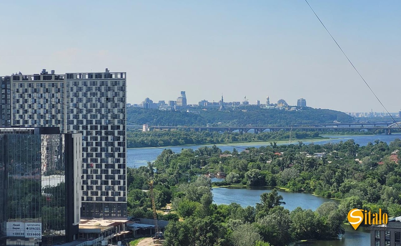 Продаж 3-кімнатної квартири 87 м², Дніпровська наб., 26