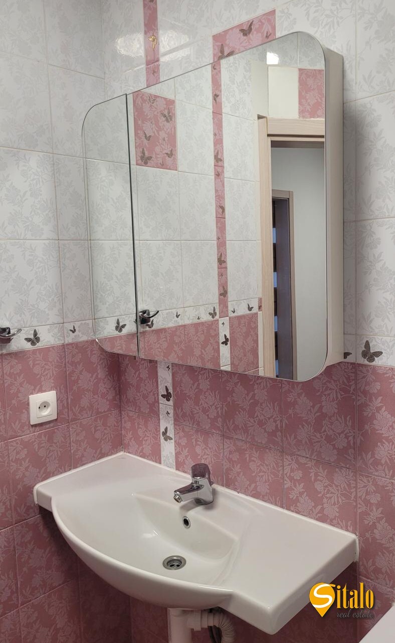 Продаж 3-кімнатної квартири 87 м², Дніпровська наб., 26