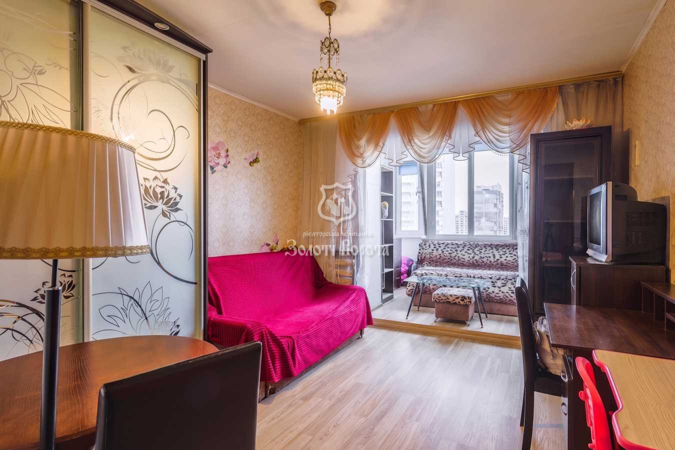 Продаж 1-кімнатної квартири 33 м², Милославська, 17а