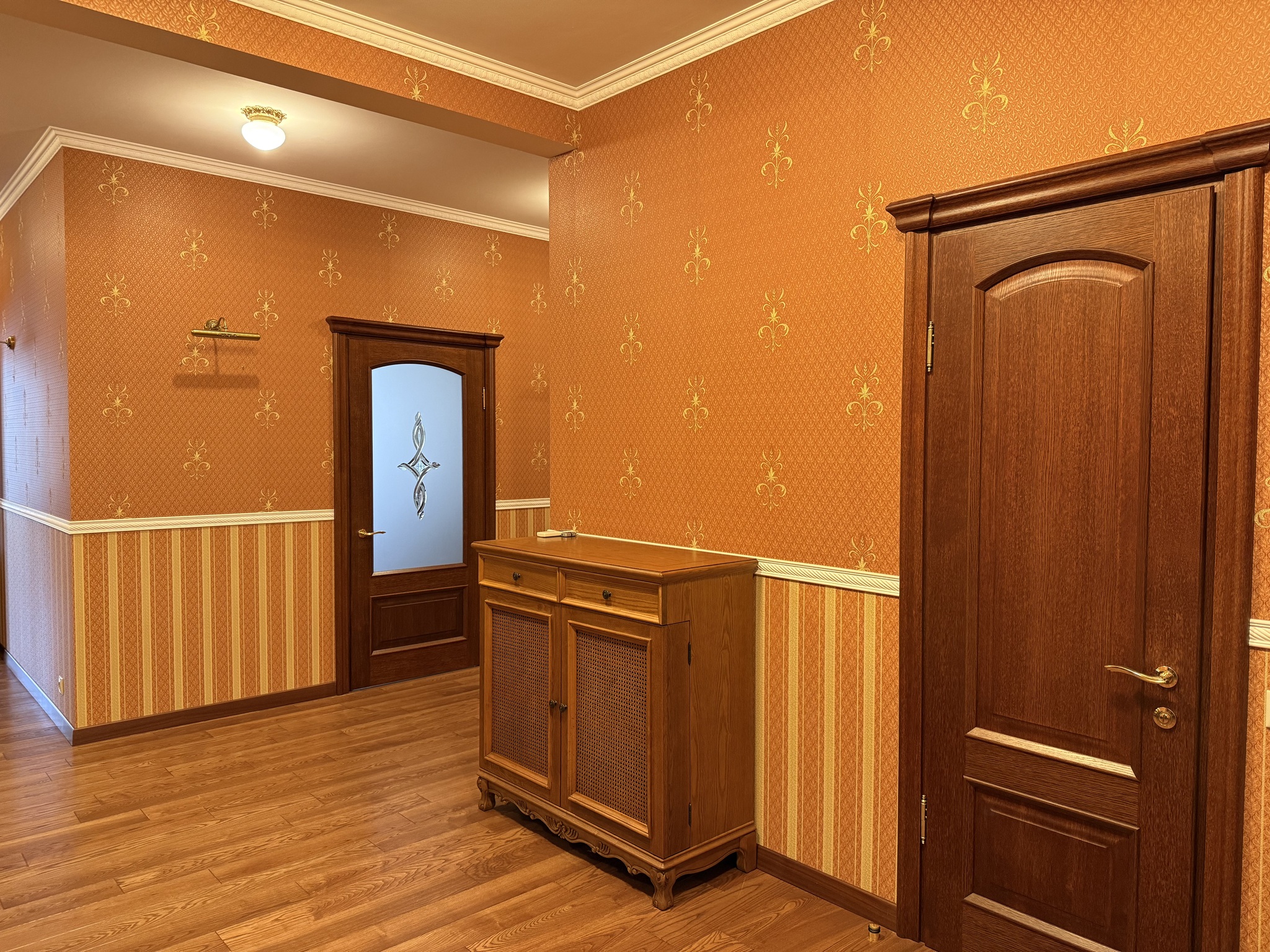 Продаж 5-кімнатної квартири 185 м², Вишгородська вул., 45Б/2