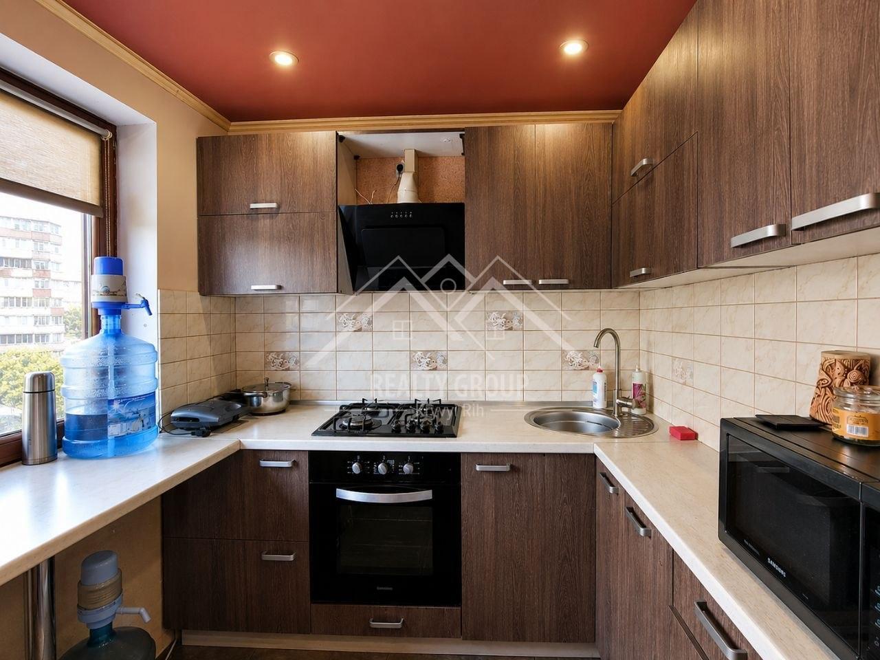 Продажа 3-комнатной квартиры 59 м², Гагарина просп., 62