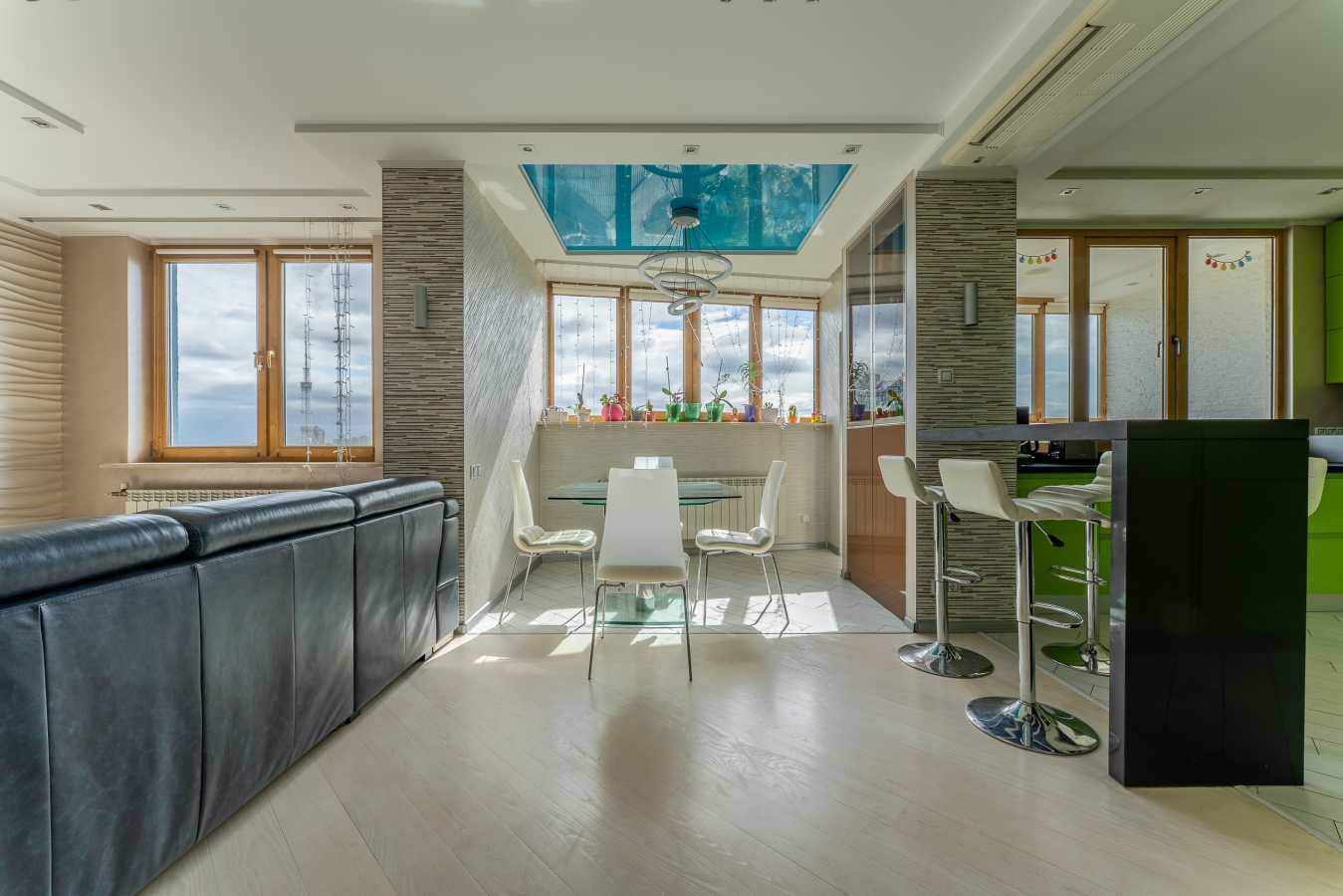 Продажа 4-комнатной квартиры 150 м², Авиаконструктора Игоря Сикорского ул., 1