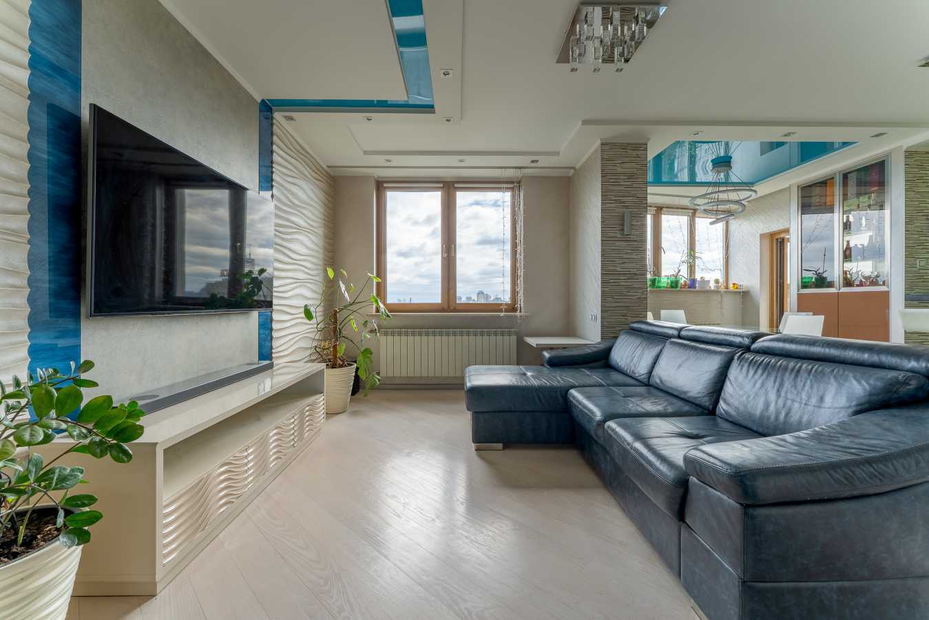 Продажа 4-комнатной квартиры 150 м², Авиаконструктора Игоря Сикорского ул., 1