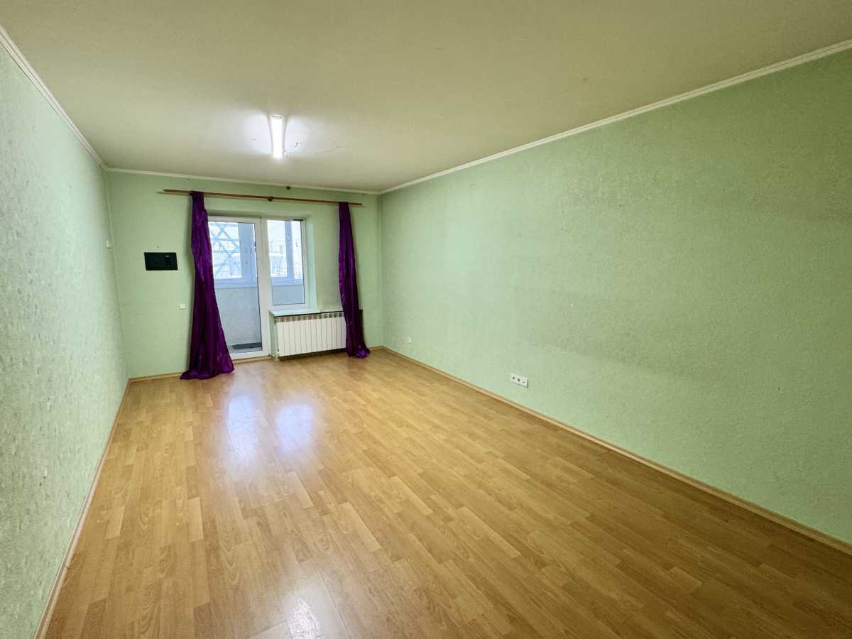 Продажа 4-комнатной квартиры 130 м², Звездный бул., 1