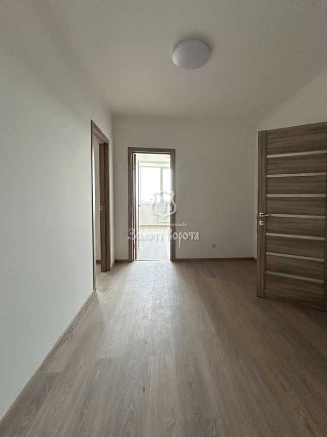 Продаж 5-кімнатної квартири 109.6 м², Спортивна вул., 18