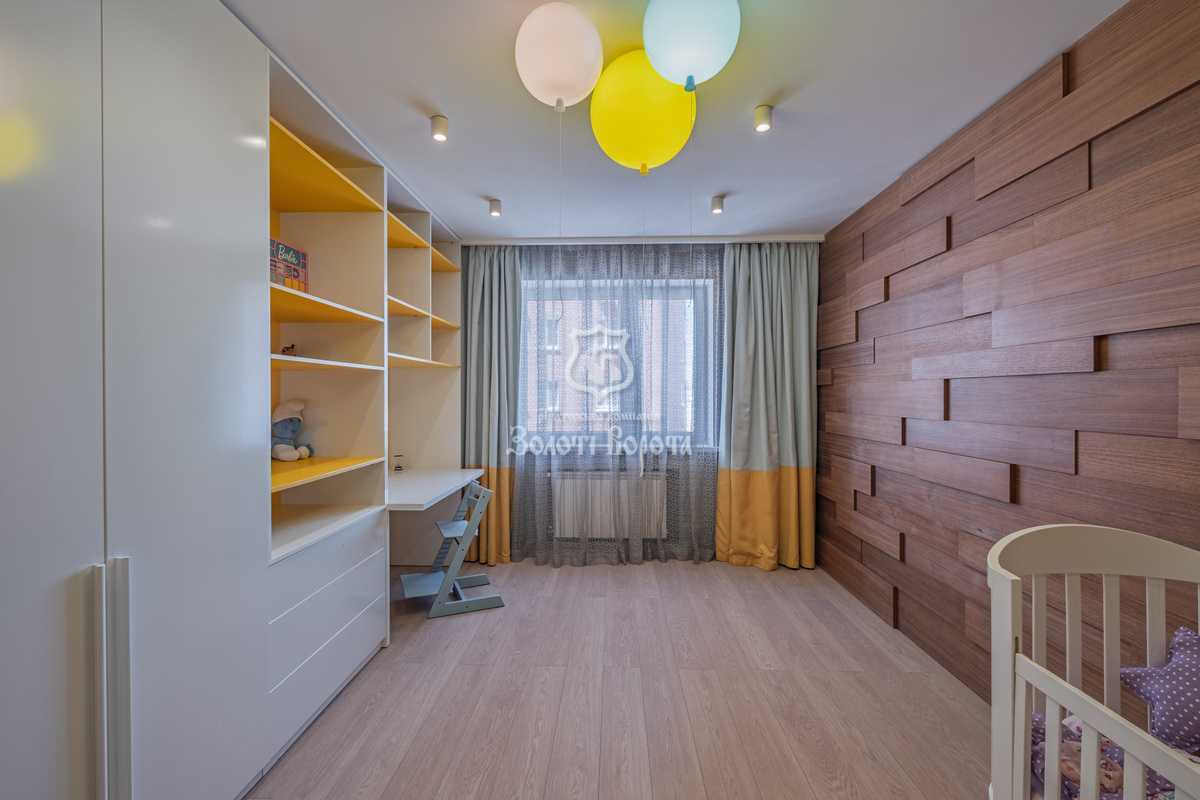 Продажа 3-комнатной квартиры 117.5 м², Анны Ахматовой ул., 13Д
