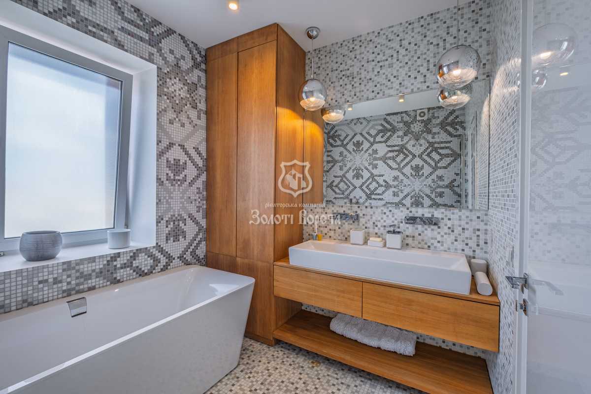 Продажа 3-комнатной квартиры 117.5 м², Анны Ахматовой ул., 13Д