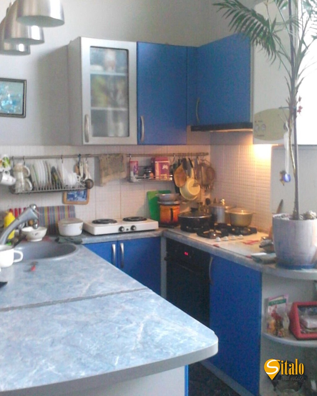 Продаж будинку 241 м²