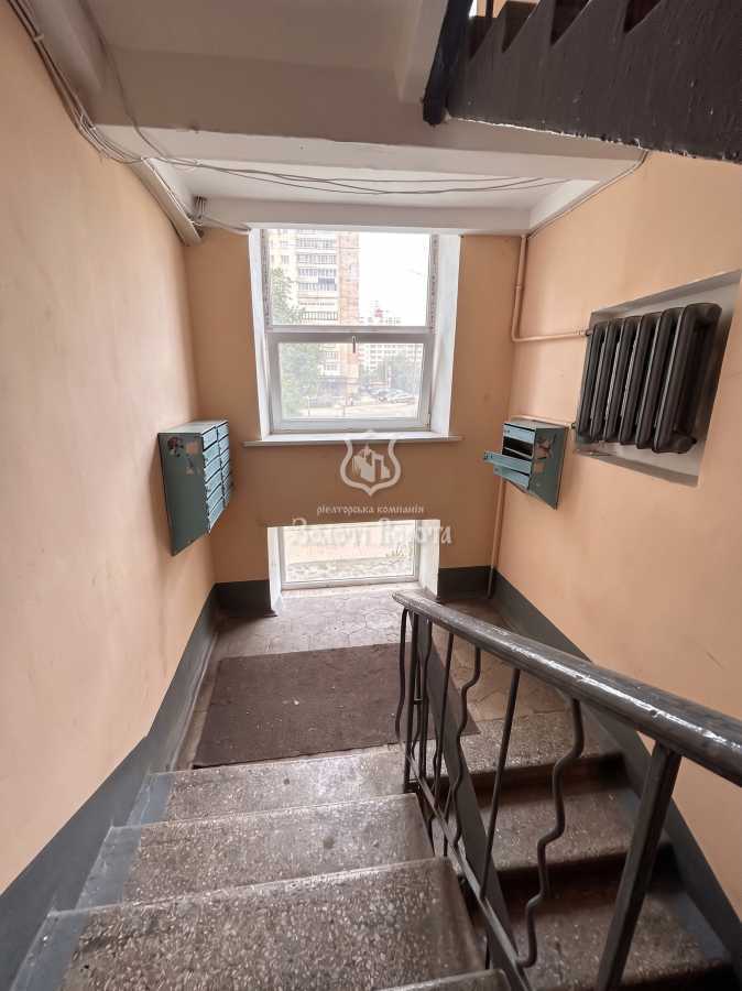 Продаж 1-кімнатної квартири 34 м², Щусєва вул., 33