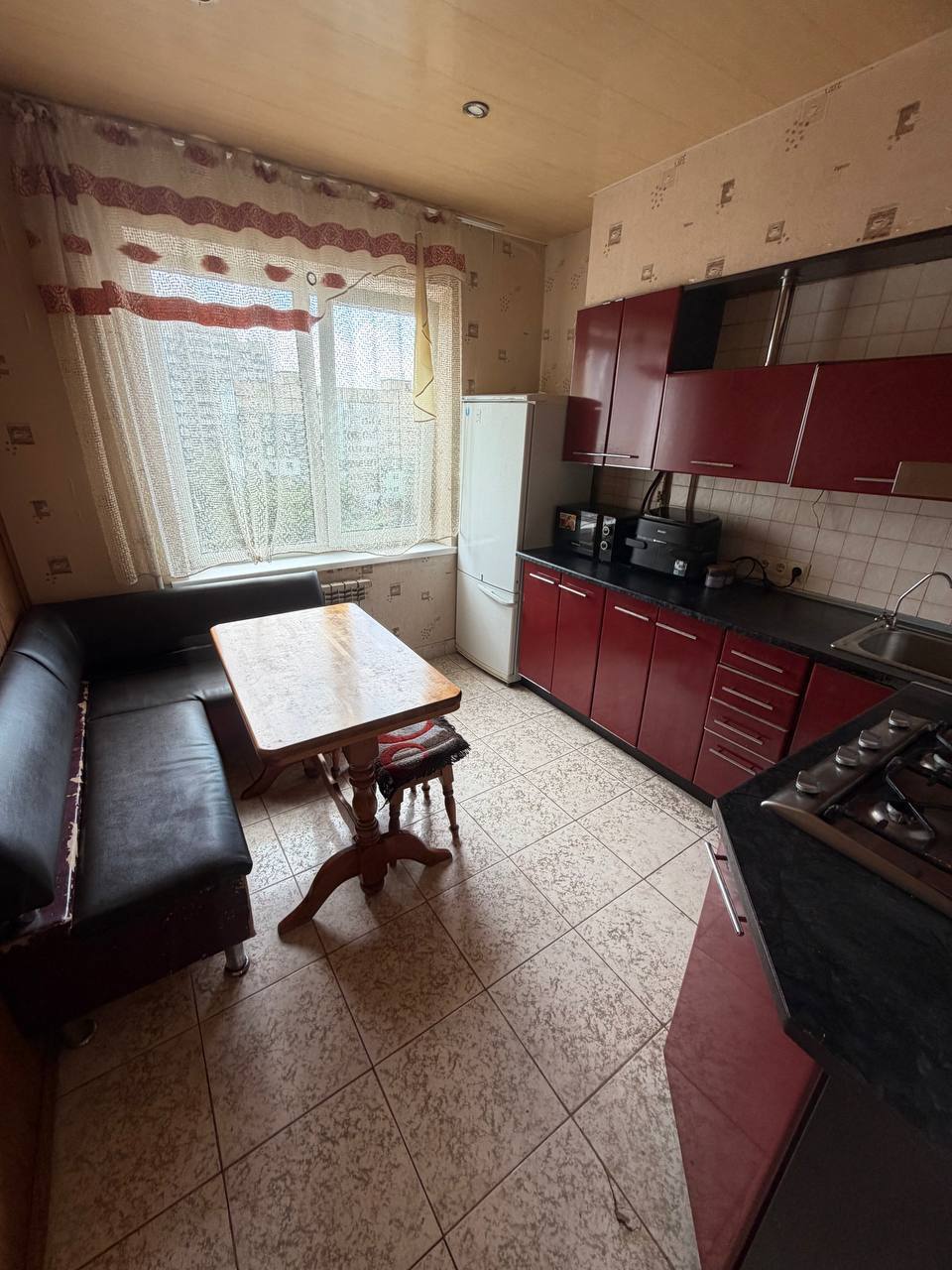 Продажа 3-комнатной квартиры 66 м², Героев просп., 46