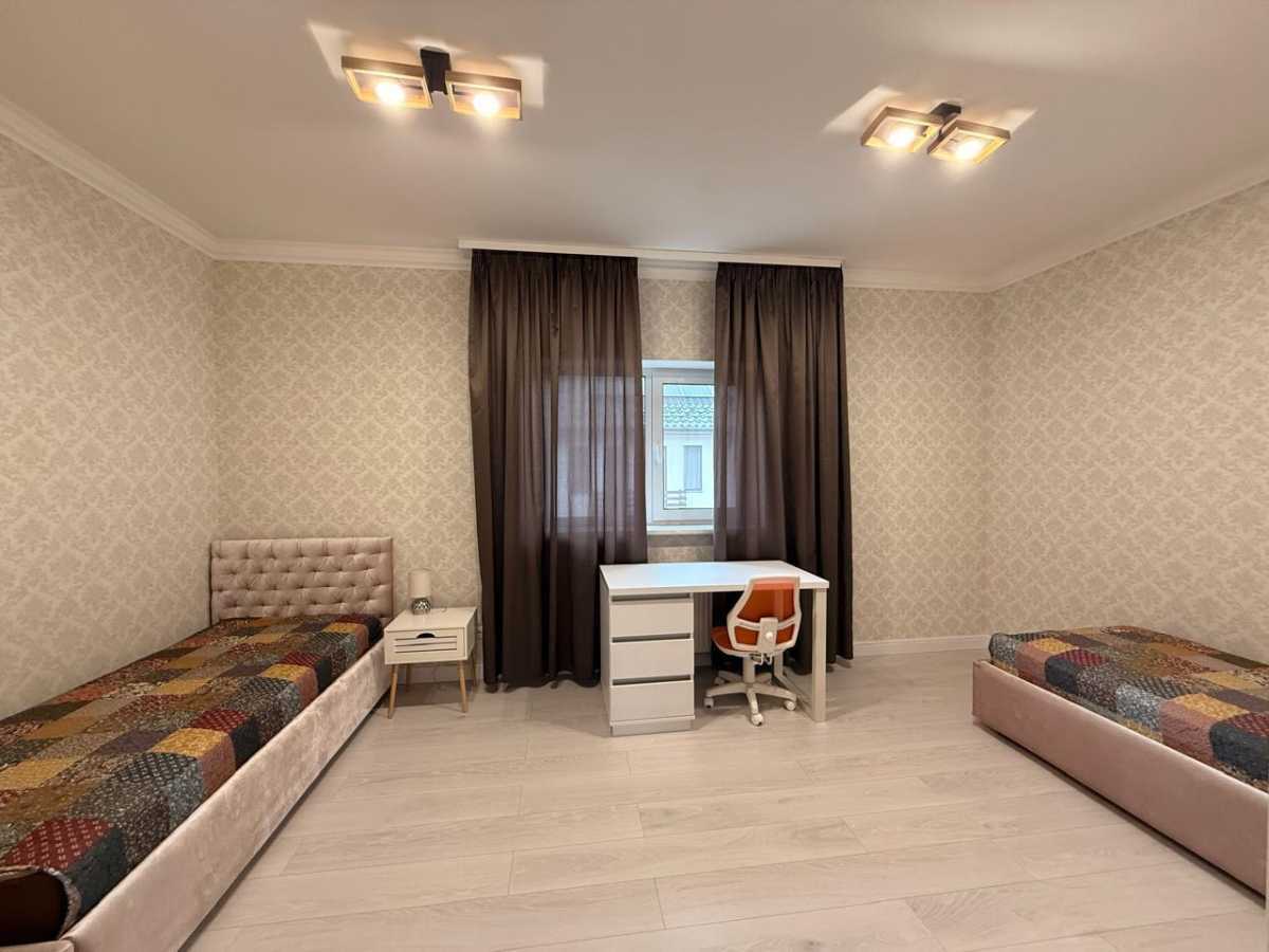 Аренда таунхауса 137 м², Павла Тычины ул., Чубинського, 113А