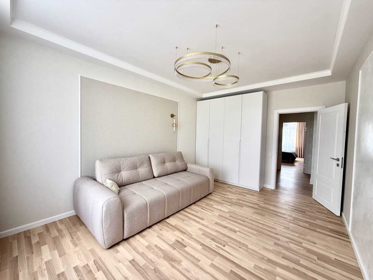Продажа 2-комнатной квартиры 64 м², Чорновола ул., 17