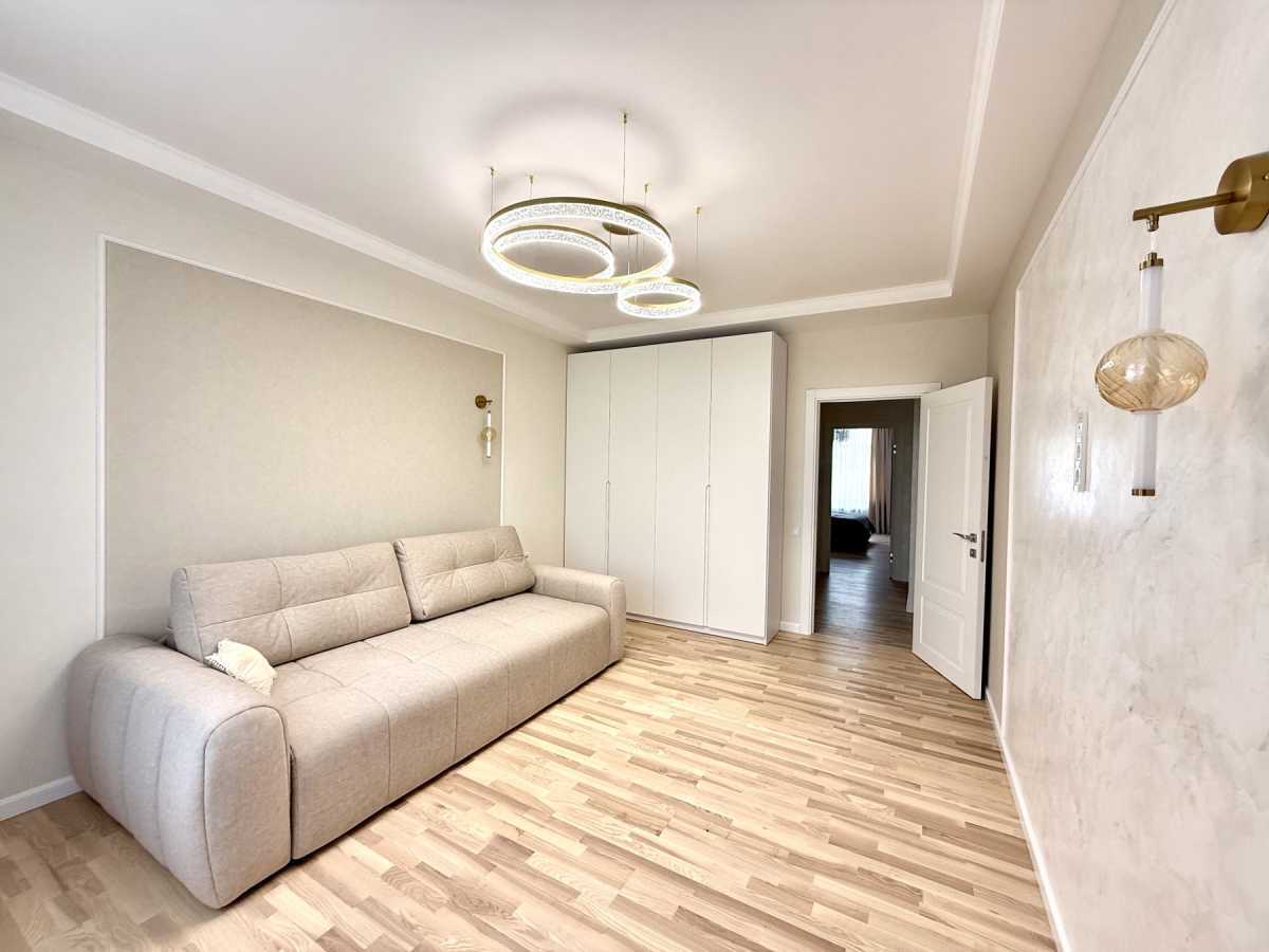 Продажа 2-комнатной квартиры 64 м², Чорновола ул., 17