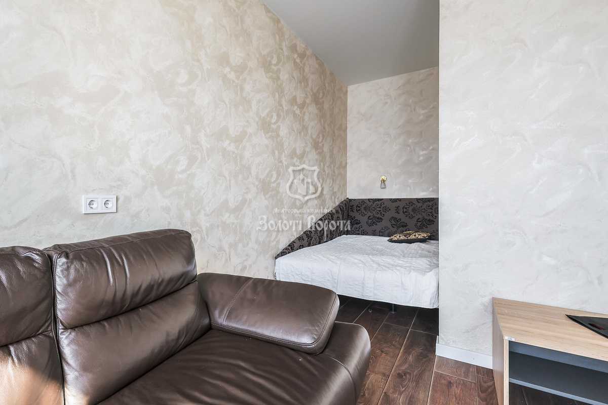 Продаж 2-кімнатної квартири 48.5 м², Глибочицька вул., 73