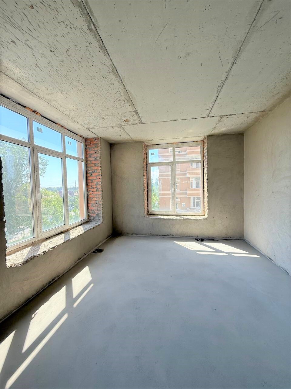 Продажа 2-комнатной квартиры 62.6 м²