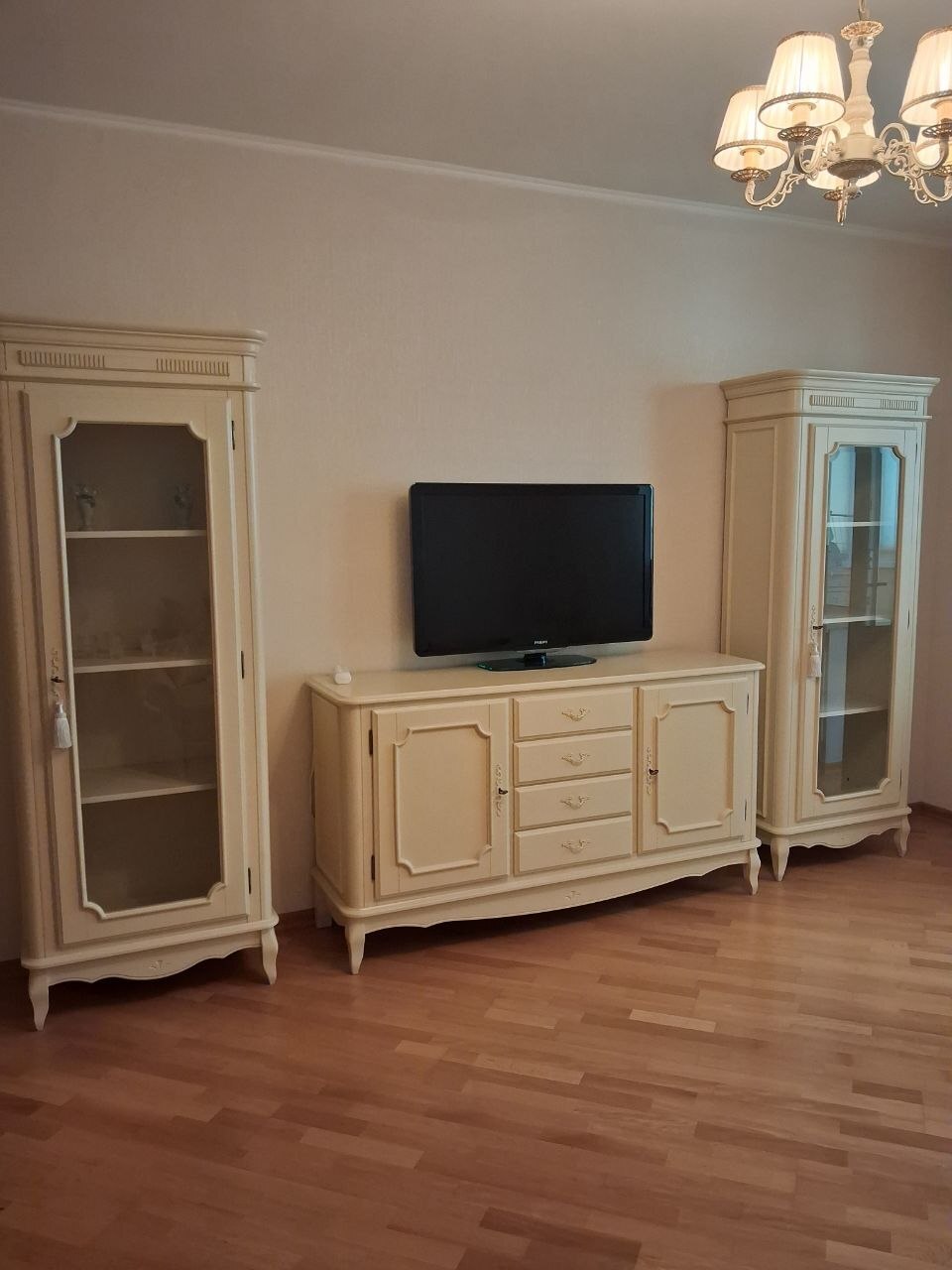 Продажа 1-комнатной квартиры 45 м², Драгоманова ул., 6/1