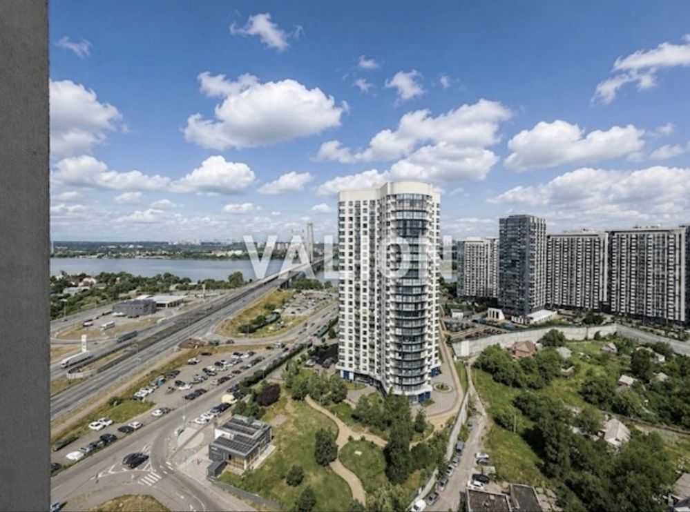 Продаж 3-кімнатної квартири 105.2 м², Зарічна вул., 2к1