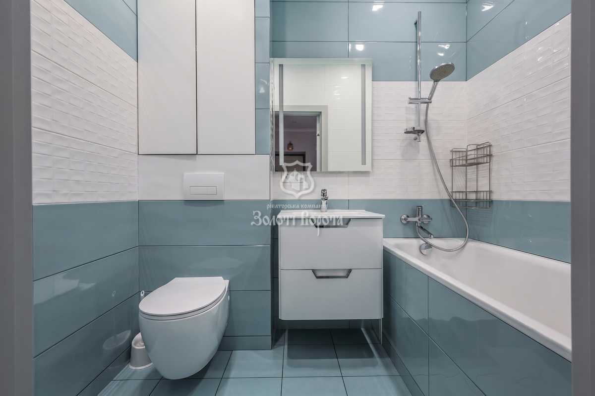 Продажа 5-комнатной квартиры 98.3 м², Мартынова просп., 9