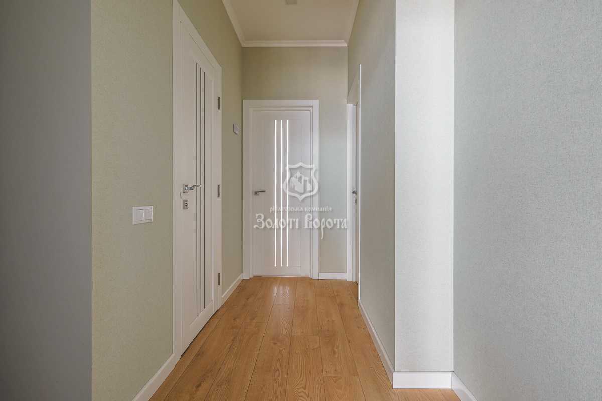 Продажа 5-комнатной квартиры 98.3 м², Мартынова просп., 9