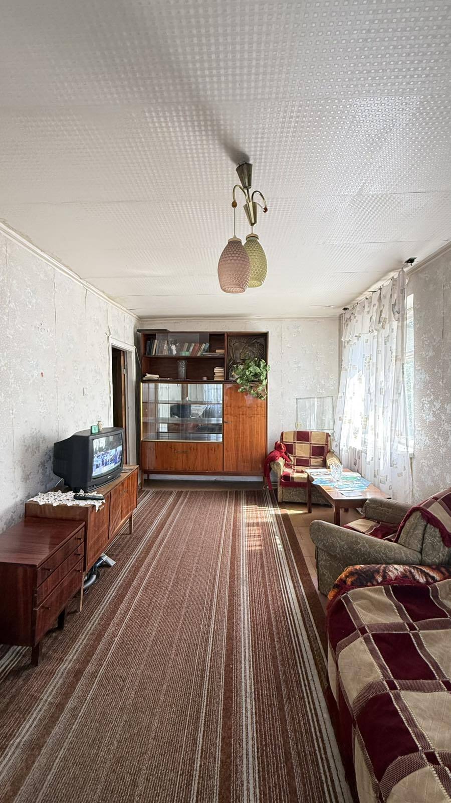 Продаж 3-кімнатної квартири 62 м², Осіння вул., 10