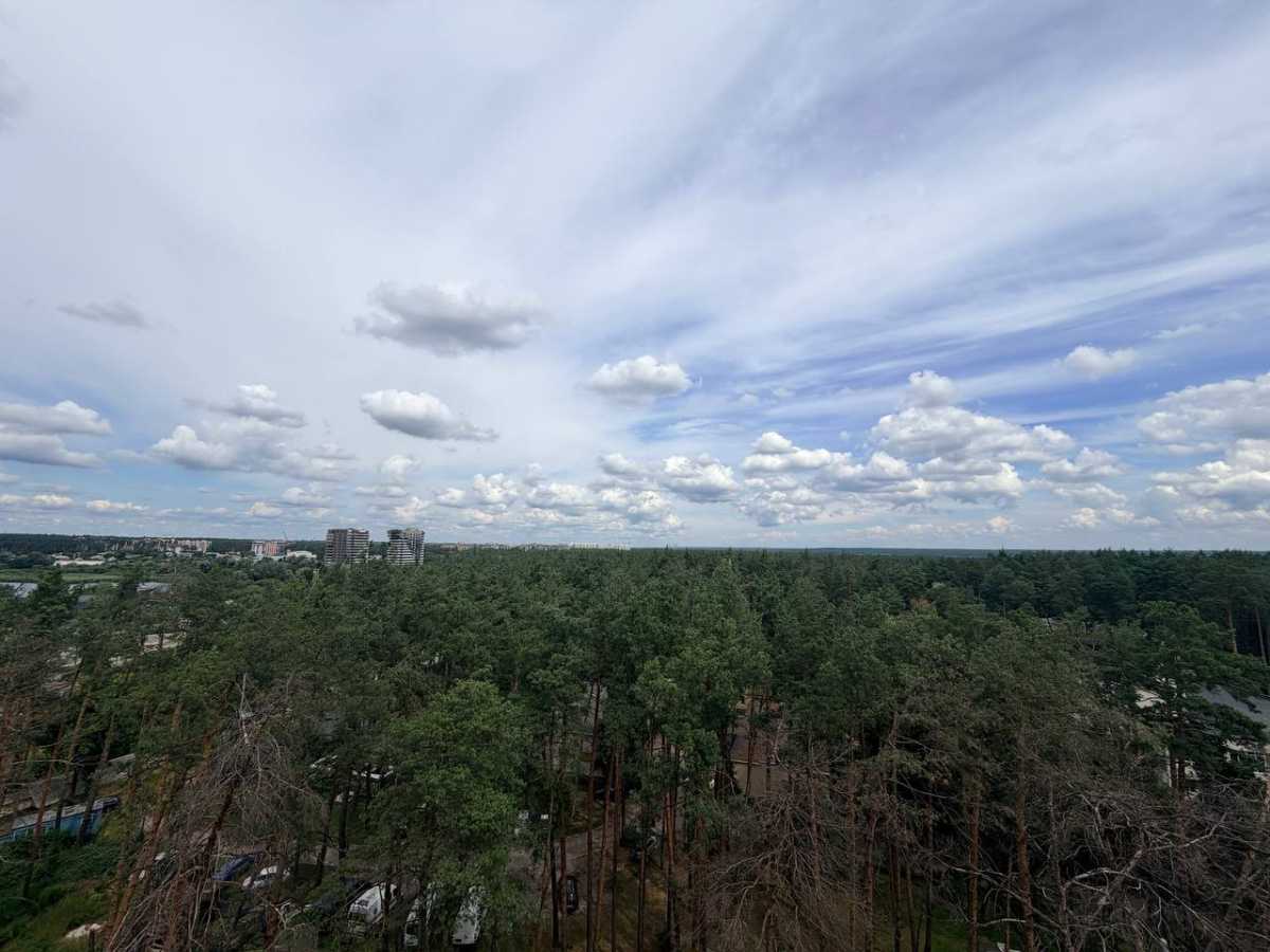 Продажа 2-комнатной квартиры 83 м², 11-я Линия ул., 4