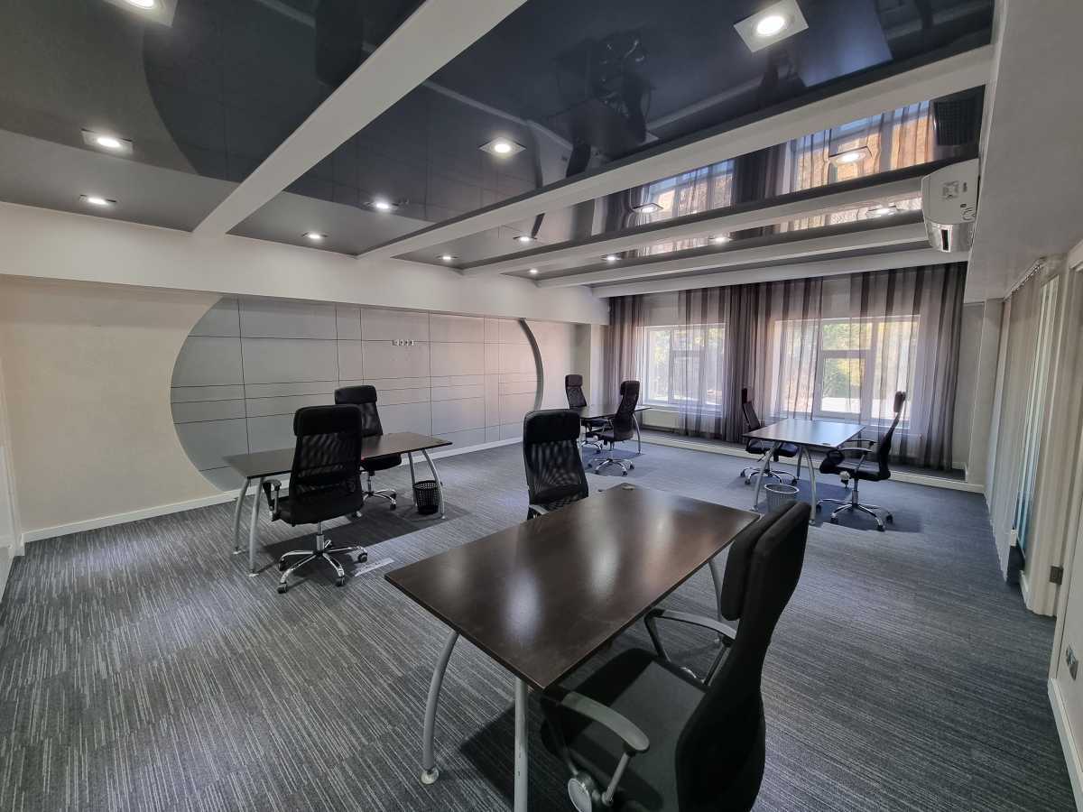Продаж офісу 109 м², Ярославська вул., 56