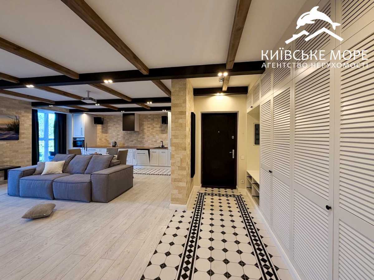 Продаж 3-кімнатної квартири 90 м², Воскресенська вул., 18