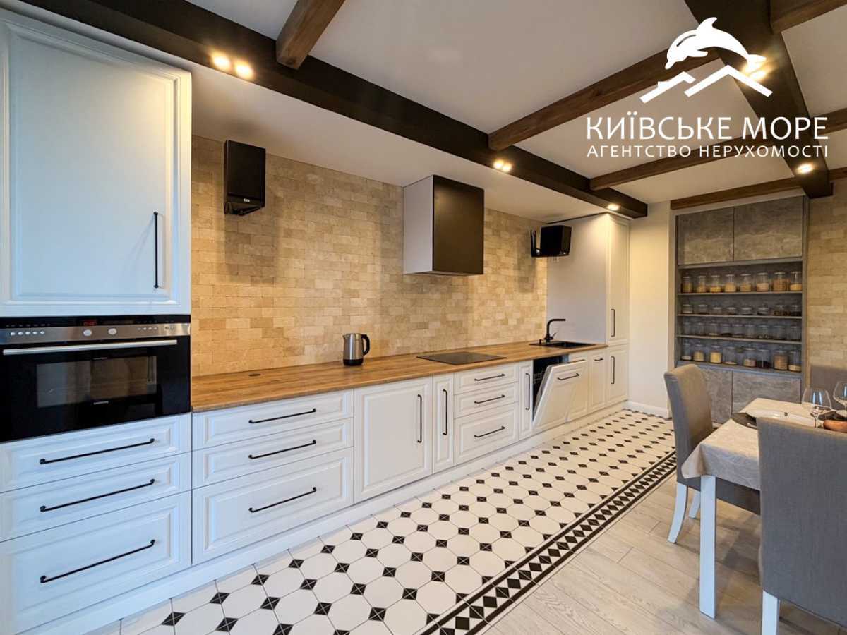 Продаж 3-кімнатної квартири 90 м², Воскресенська вул., 18