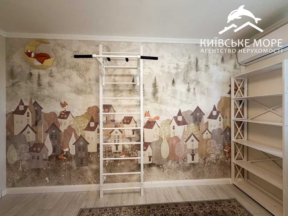Продаж 3-кімнатної квартири 90 м², Воскресенська вул., 18