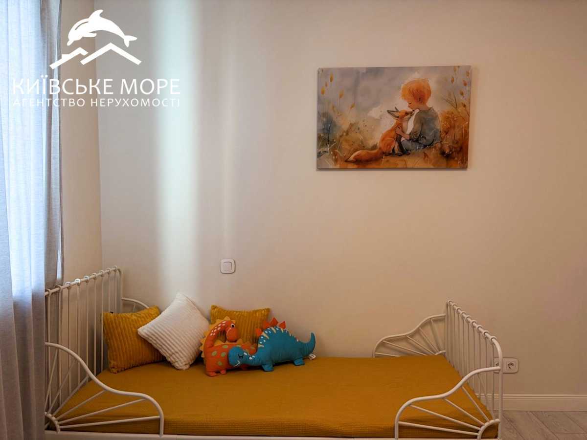 Продаж 3-кімнатної квартири 90 м², Воскресенська вул., 18