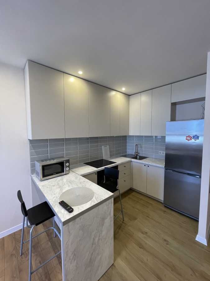 Аренда 1-комнатной квартиры 46 м², Михаила Котельникова ул., Драгоманова, 10