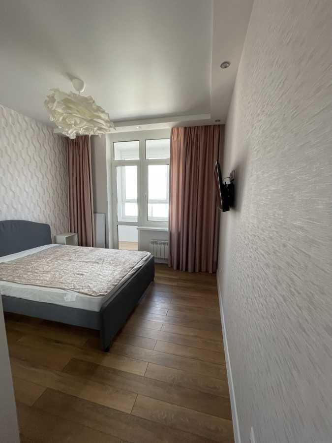 Аренда 1-комнатной квартиры 46 м², Михаила Котельникова ул., Драгоманова, 10