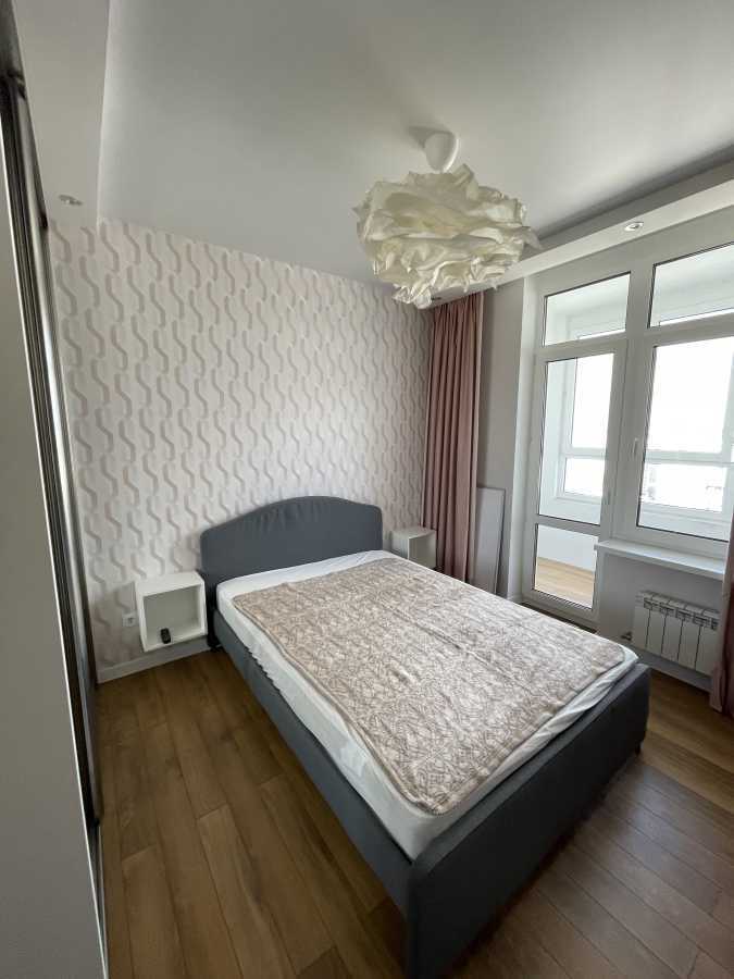Аренда 1-комнатной квартиры 46 м², Михаила Котельникова ул., Драгоманова, 10