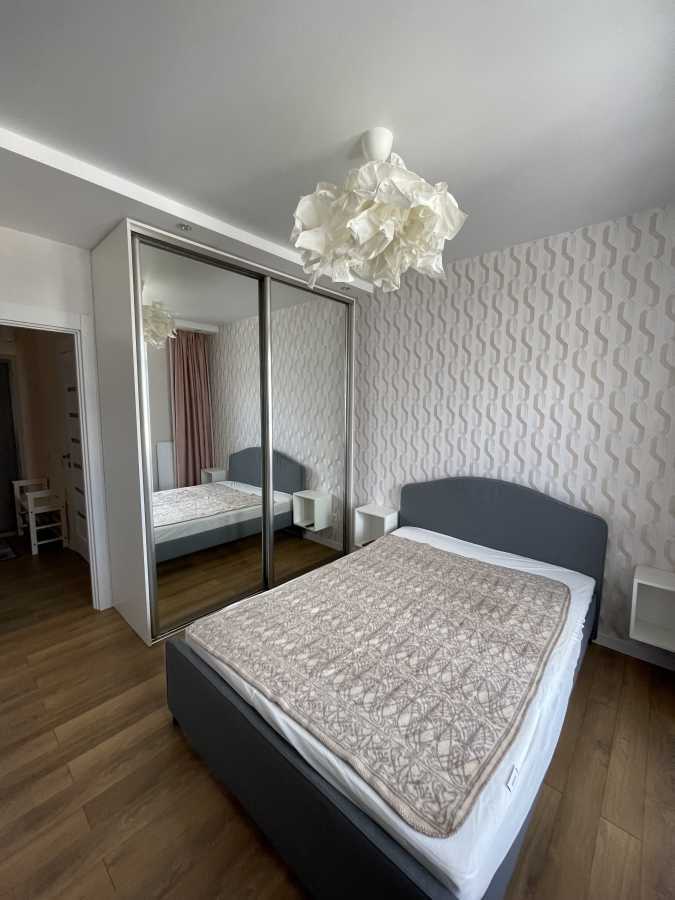 Аренда 1-комнатной квартиры 46 м², Михаила Котельникова ул., Драгоманова, 10